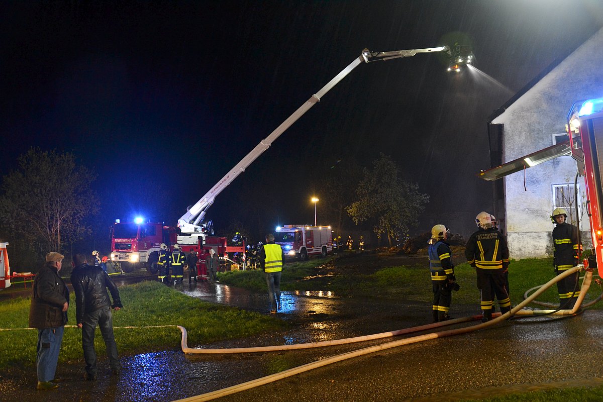 2017-04-18-bauernhofbrand-muenzkirchen-DSC 0307