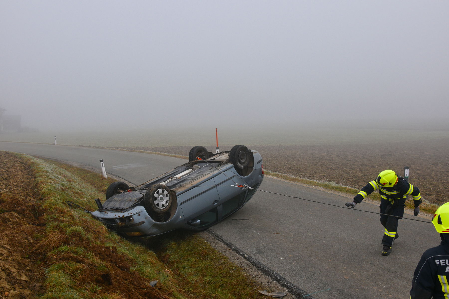 2021 03 03 FF Andorf Fahrzeugbergung Edt bei Heitzing FFA 0049