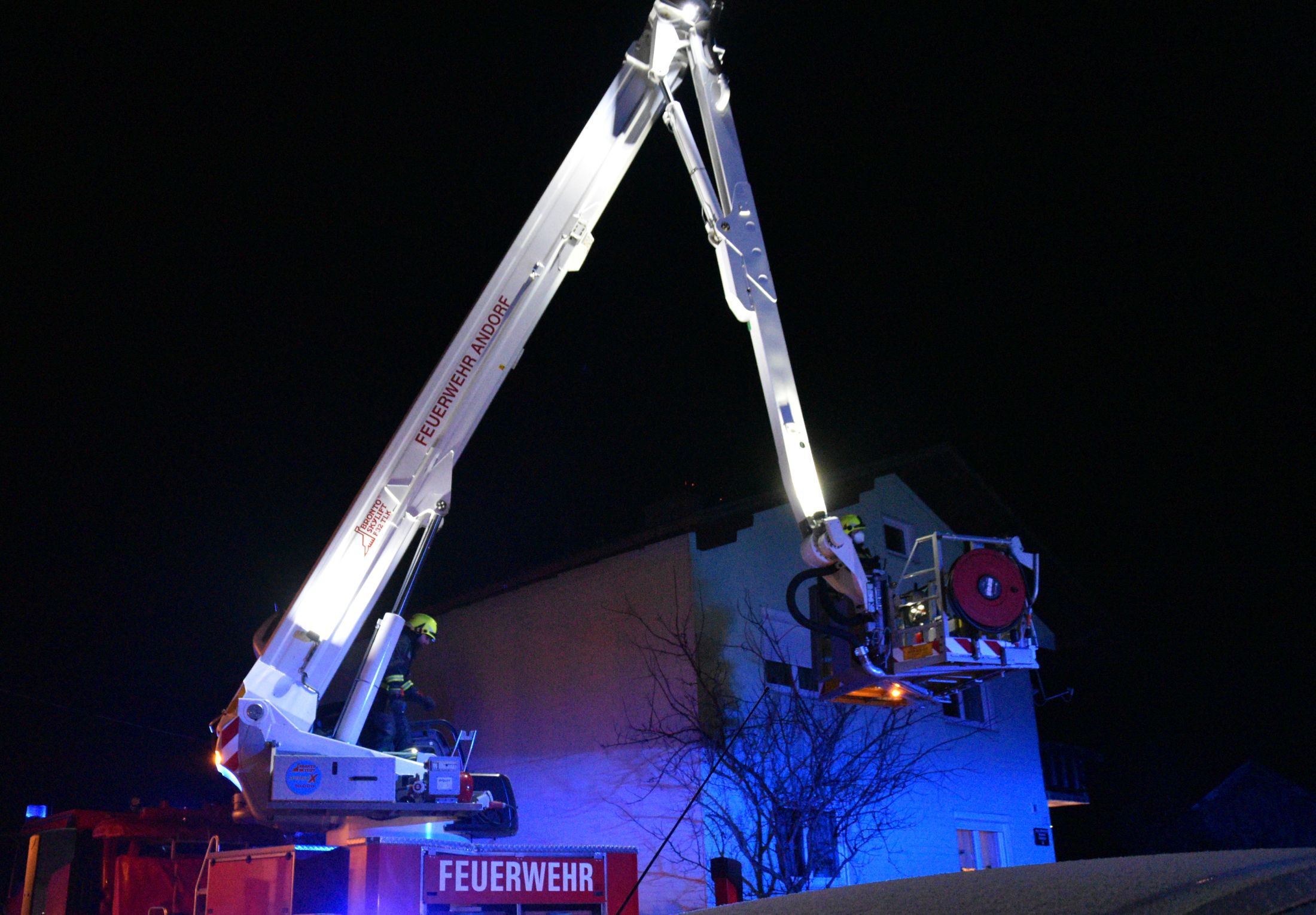 2022 12 11 Zimmerbrand Zell an der Pram FFA 0002 Symbolfoto