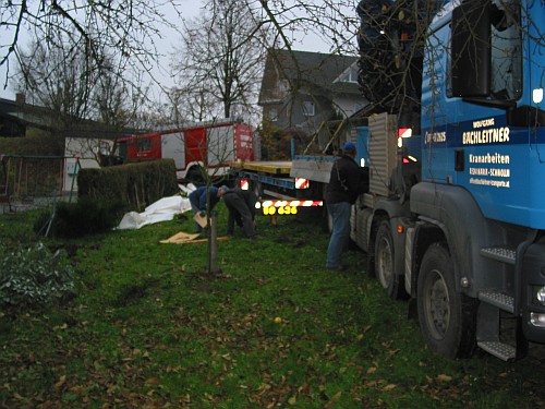 LKW-Bergung im Spitzgarten - 20.11.2012